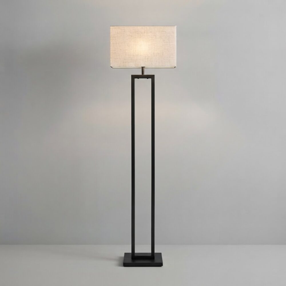 Elizabeth Floor Lamp in Matt Black