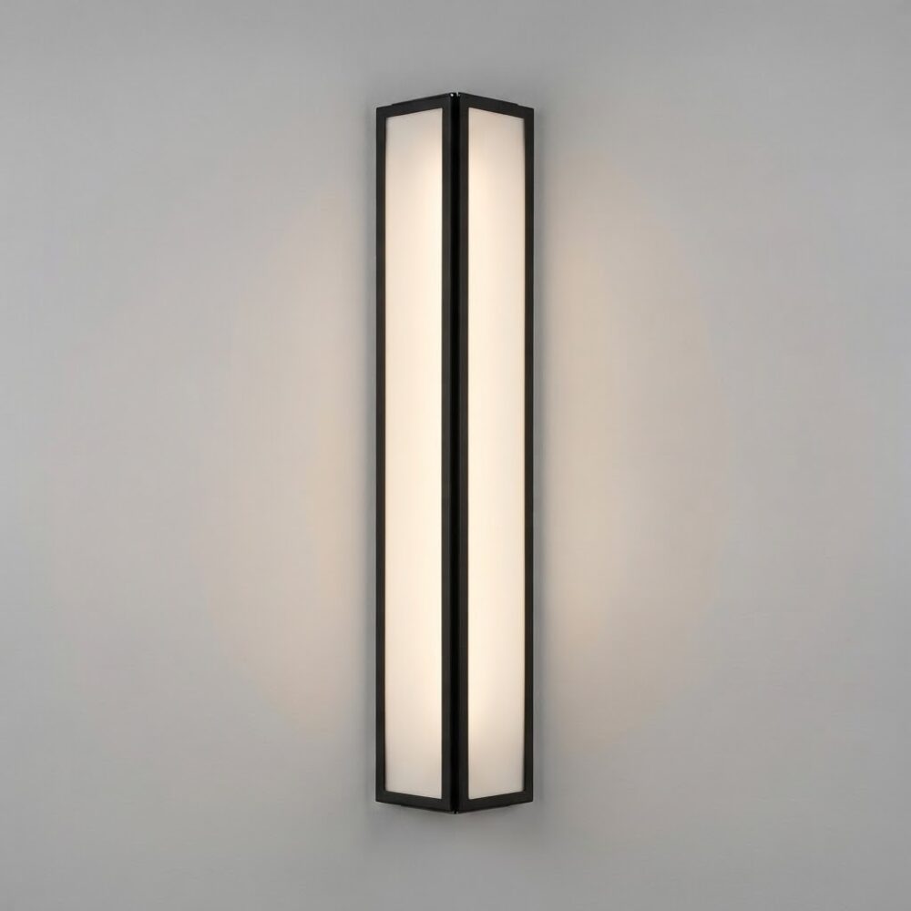 Serene Wall Light in Matt Black