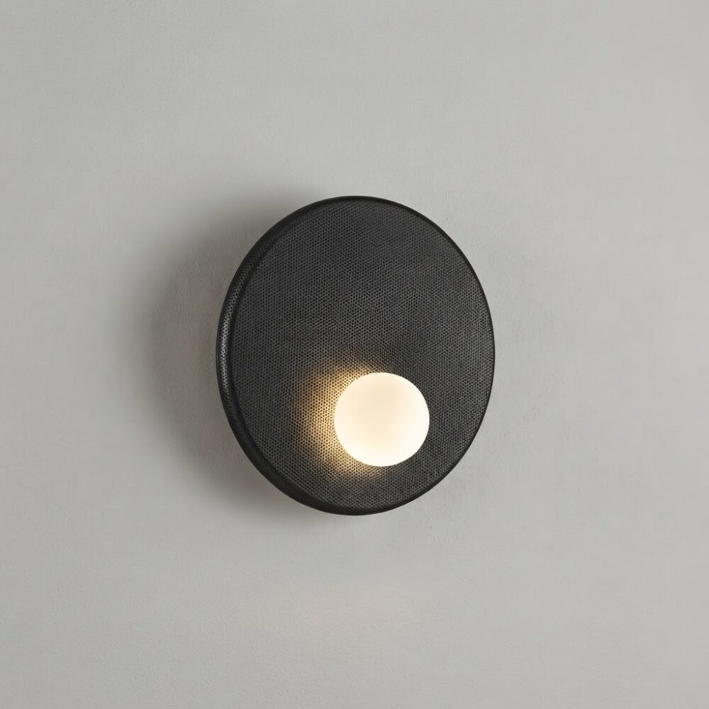 Catch Wall Light in Black