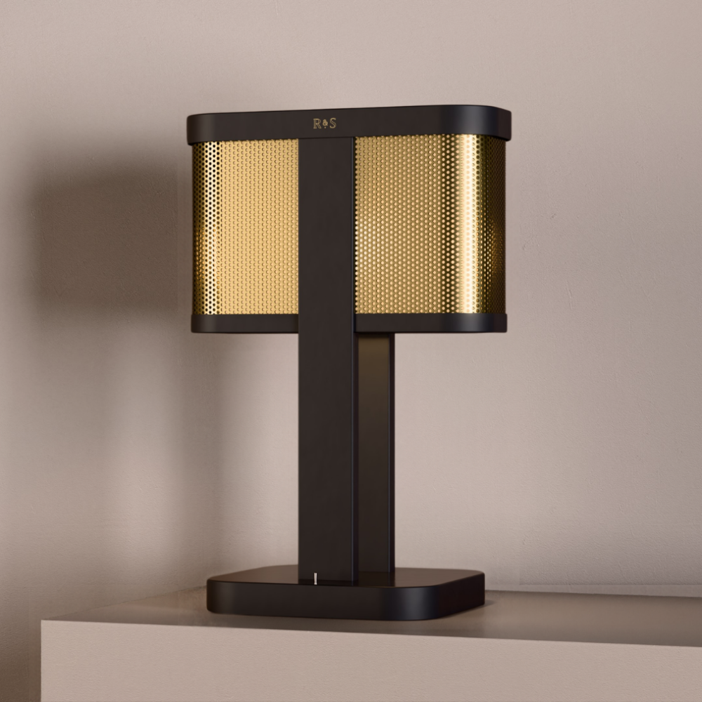 Chicago Table Lamp in Super Matt Black + Polished Brass with USB-C