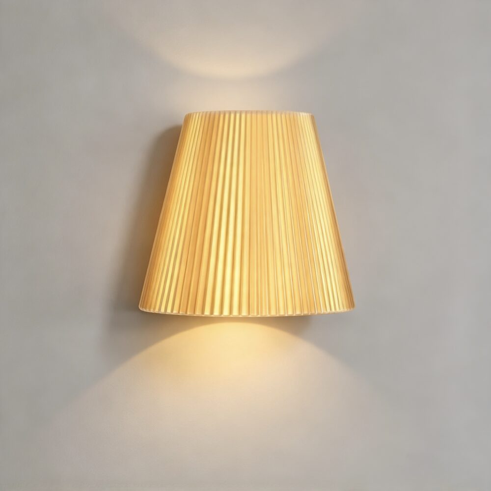 Crinkle Wall Light In Gold